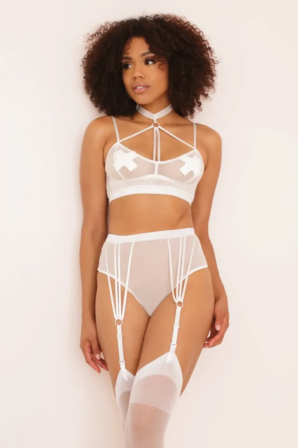 Sweet Nothings Bra & Gartered Panty
